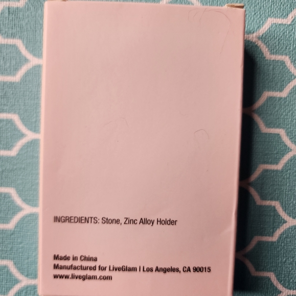 The Pink Rolling Stone Rose Quartz Facial Roller Rose Gold - Picture 3 of 4